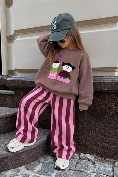 Kız Çocuk Pamuklu Süzene Çocuk Nakışlı Kahverengi Sweatshirt ve Pembe Çizgili Eşofman Alt Üst Takım