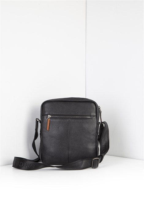 Aid Men's Shoulder's Bag Black Leather