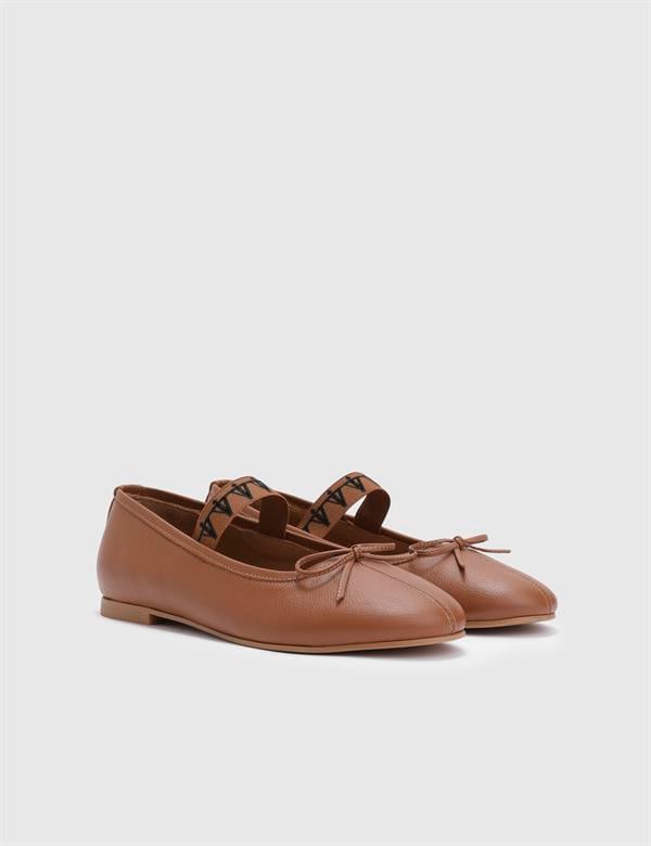Alcide Saddle Brown Leather Women's Ballerina