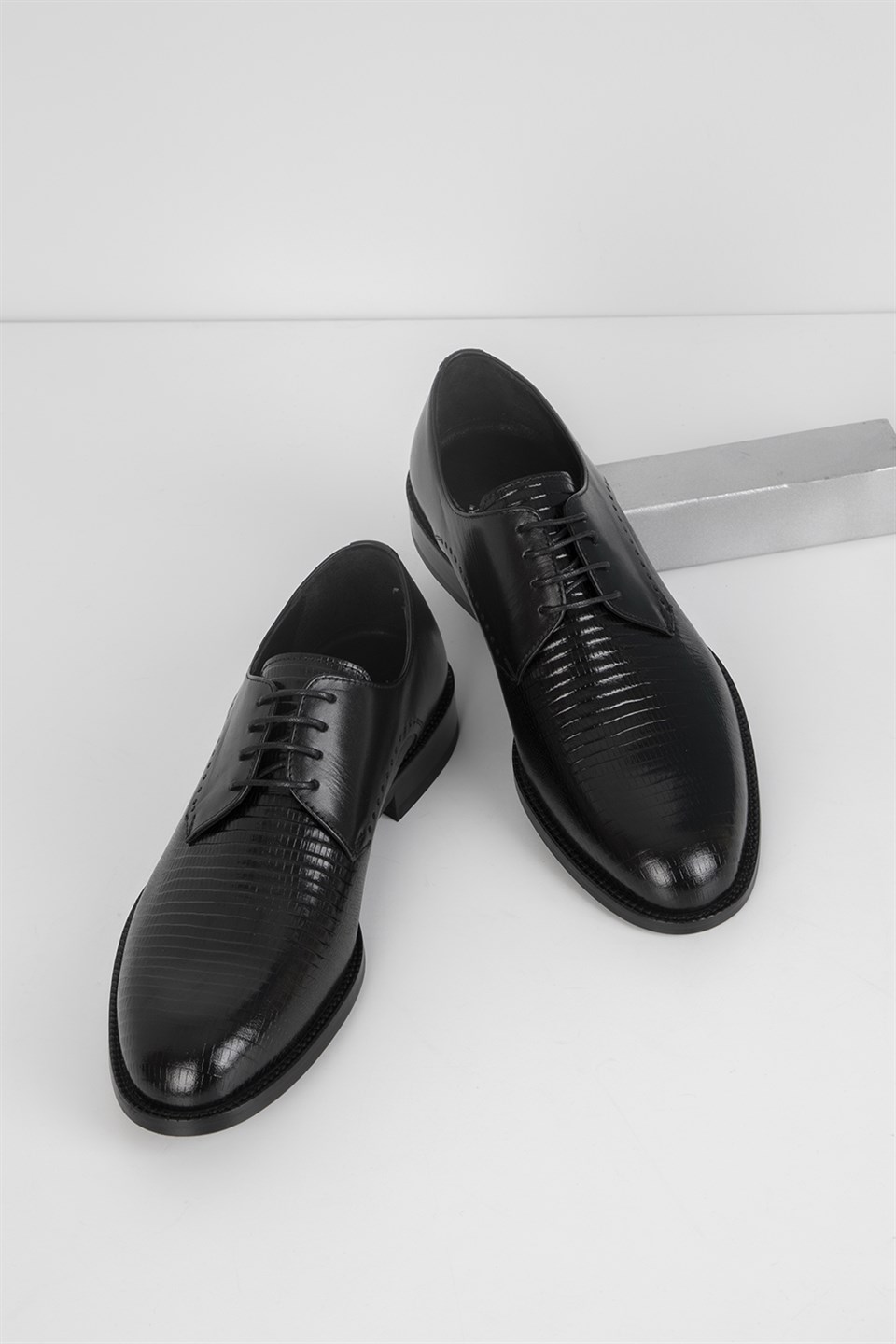 Nereid Men's Classic Shoe Black - İLVİ