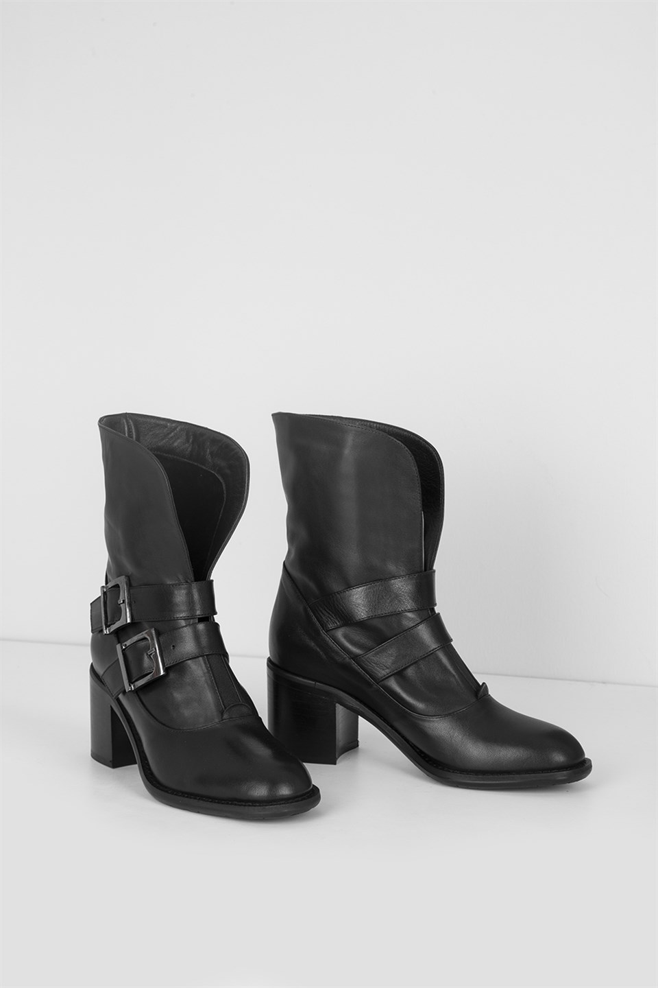 Sala Women's Boot Black Leather - İLVİ