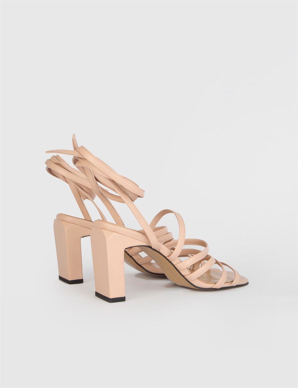 Solana hotsell heeled sandal
