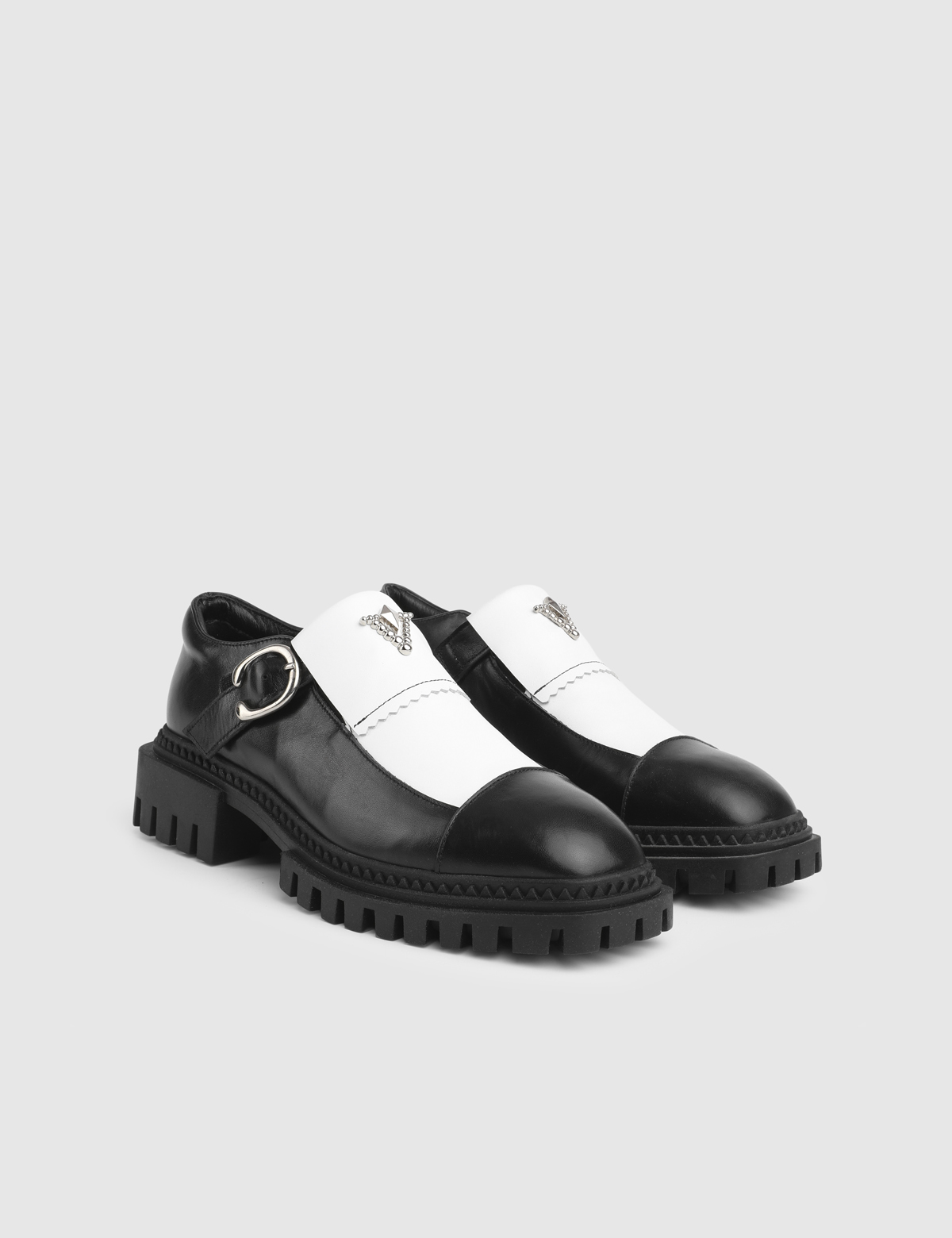 Zinc Black Leather Women s Loafer İLVİ 