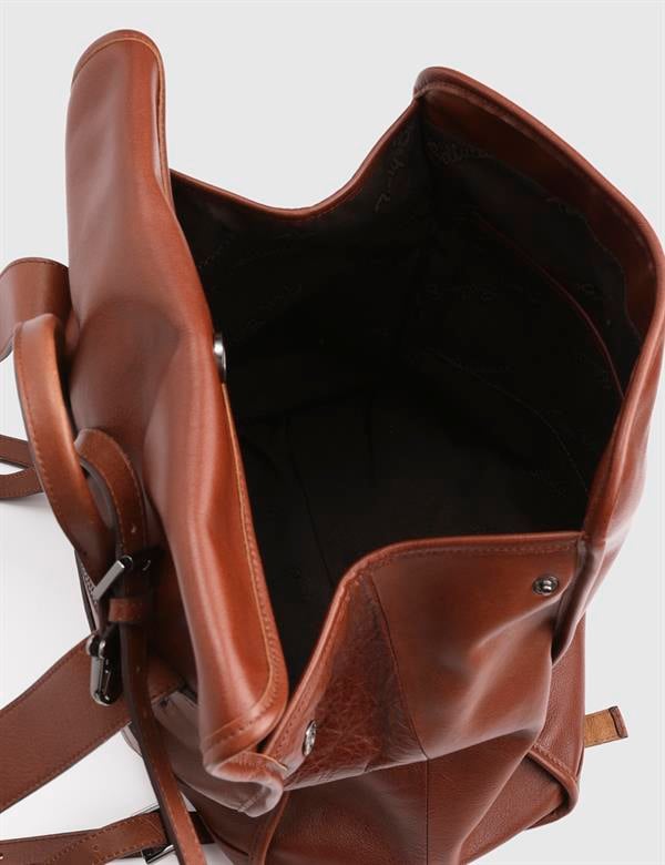 Caw Saddle Brown Leather Unisex Backpack