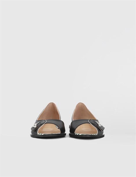 Cevna Black Leather Women's Ballerina