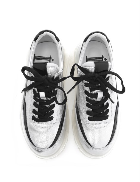 Kurt Women's Sneaker Metallic Silver Leather