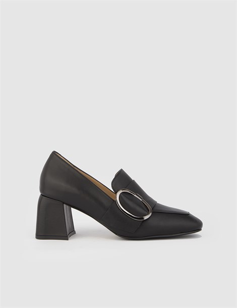 Mera Black Crocodile Leather Women's Pump