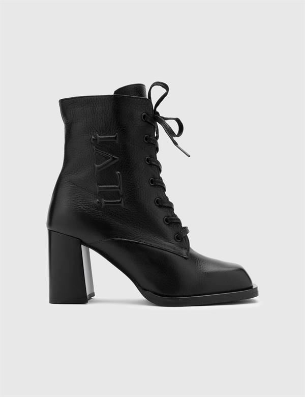 Nacaome Black Floater Leather Women's Heeled Boot