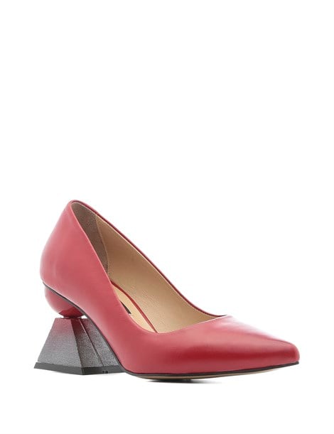 Nikol Women's Pump Red Leather