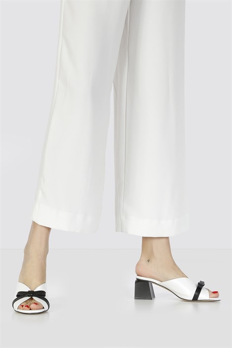 Perla Women's Slipper White Black