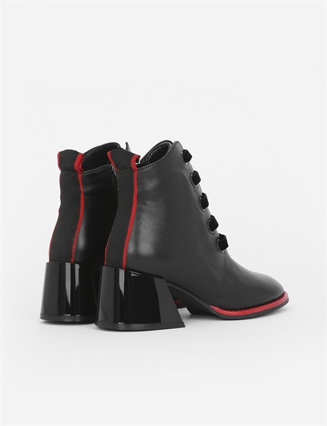 Pica Black Leather Women's Heeled Boot