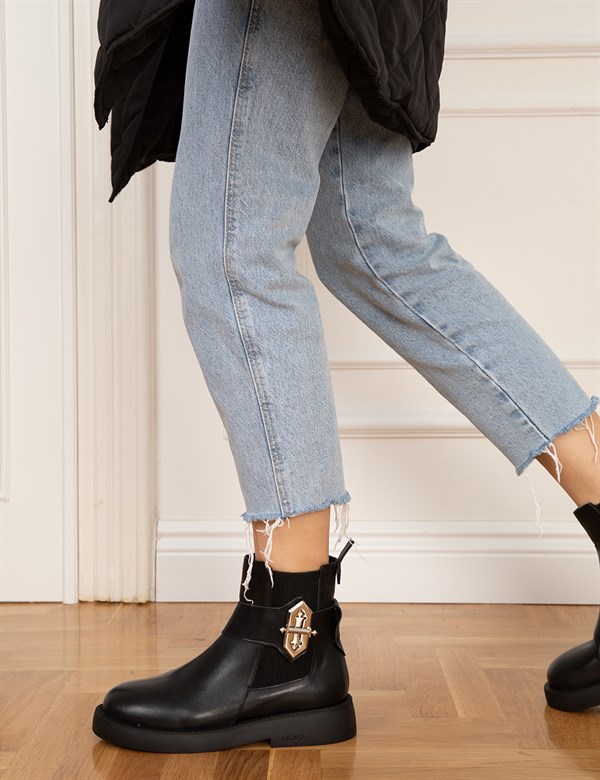 Pontus Black Leather Women's Boot