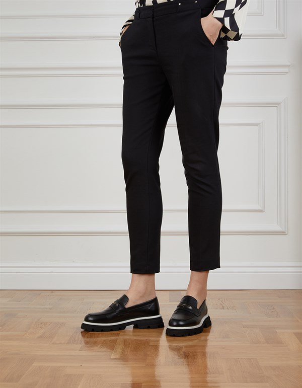 Seremban Black Leather Women's Loafer
