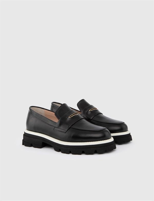 Seremban Black Leather Women's Moccasin