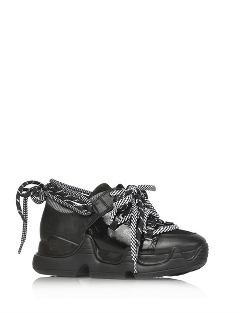 Tami Women's Sneaker Black Leather