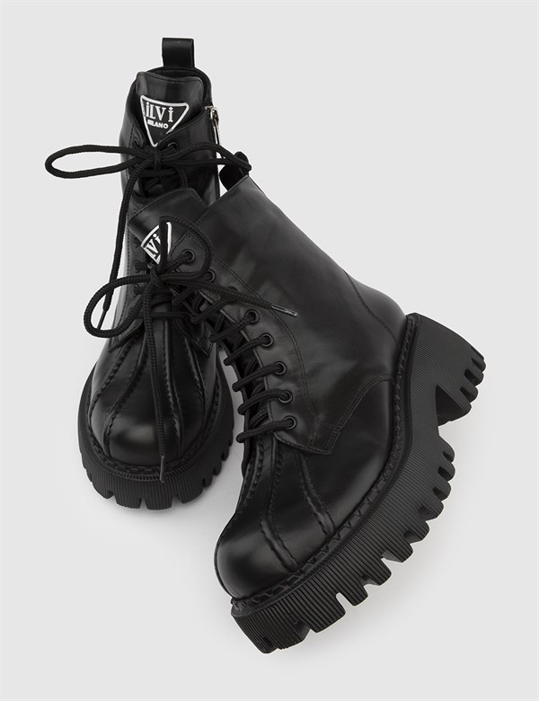 Apora Black Leather Women's Boot
