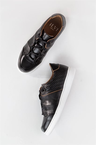 Bernard Men's Sneaker Black Leather