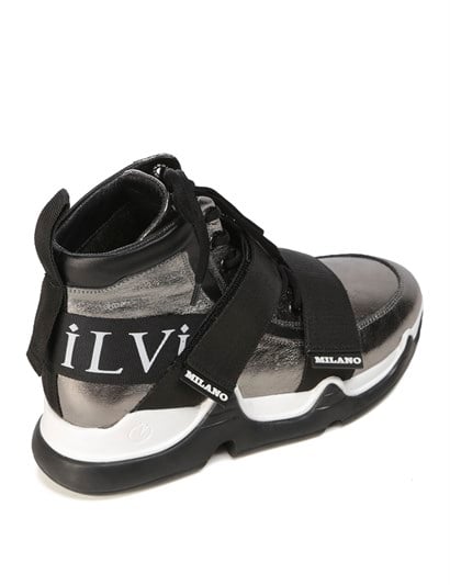 Buta Women's Boot Platinum Leather