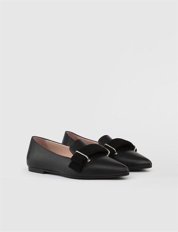 Centra Black Leather Women's Ballerina