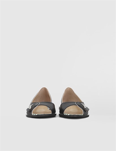 Cevna Black Leather Women's Ballerina