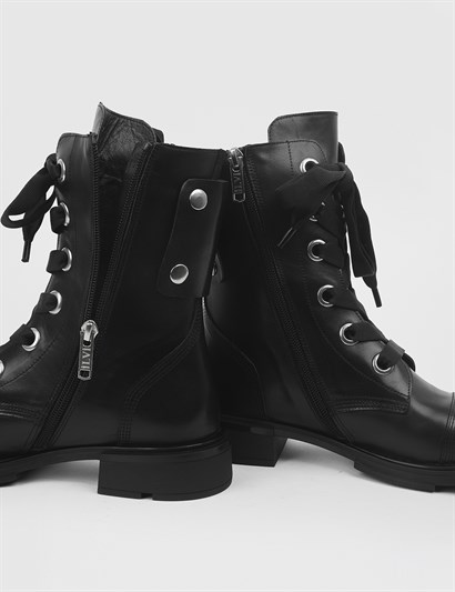 Dazy Black Leather Women's Boot