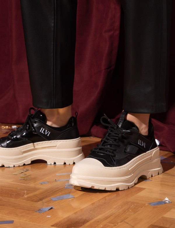 Jule Black Patent Leather Women's Sneaker