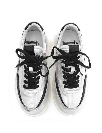 Kurt Women's Sneaker Metallic Silver Leather