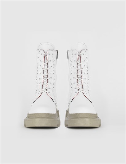 Lapre White Floater Women's Boot