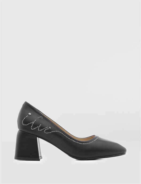 Lola Black Leather Women's Pump