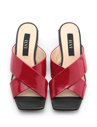Malone Women's Sandal Red Patent Leather-Black