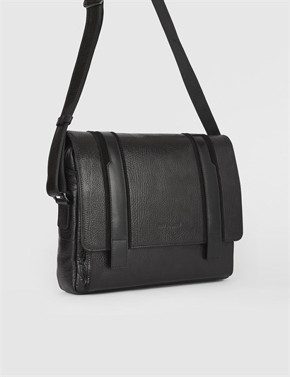 Mave Black Leather Men's Shoulder Bag