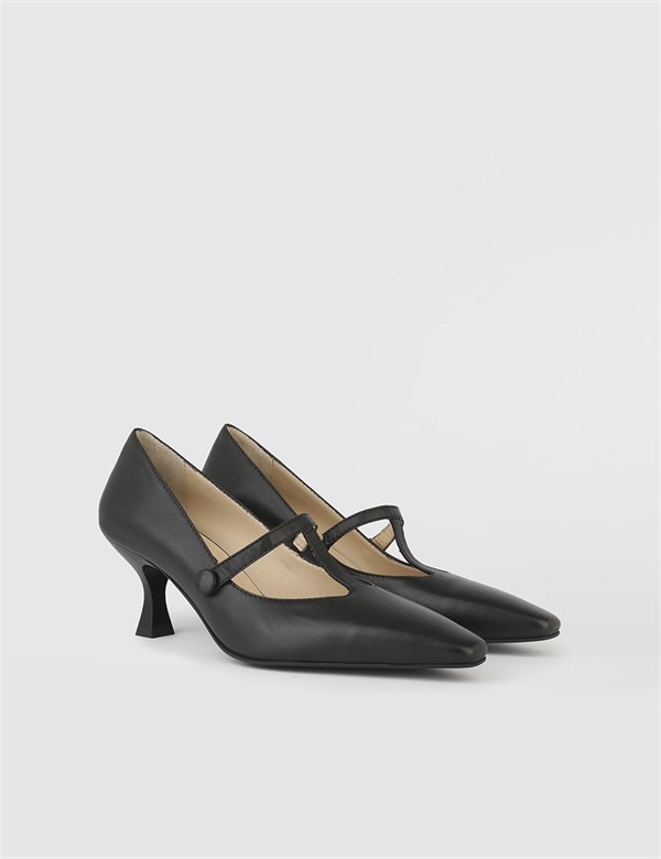 Nicolette Black Leather Women's Pump