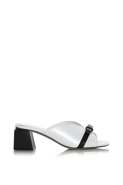 Perla Women's Slipper White Black