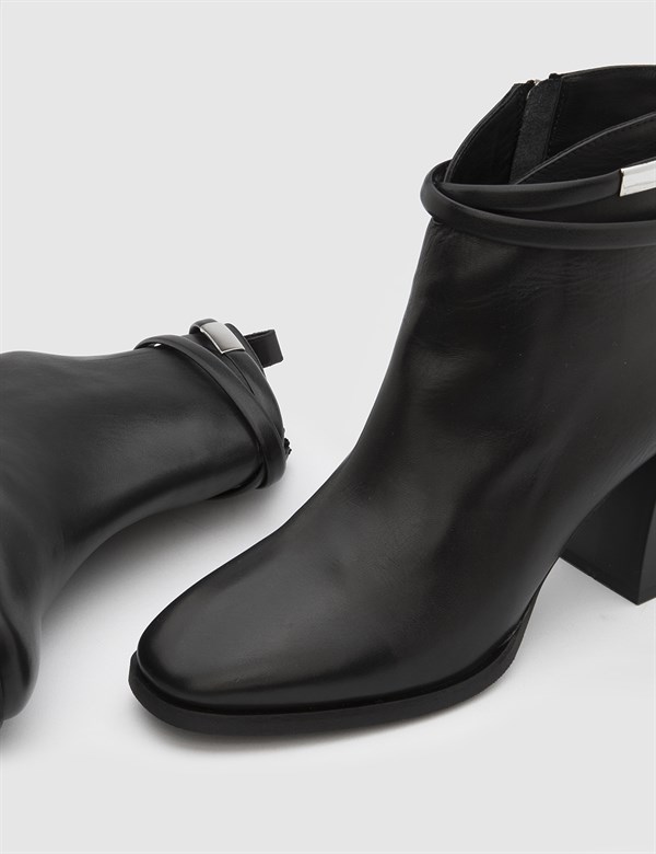 Rokki Black Leather Women's Heeled Boot