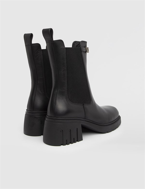 Tuva Black Leather Women's Heeled Boot