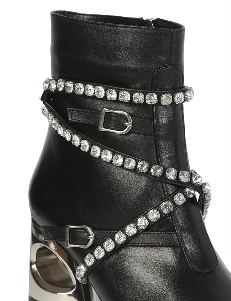 Tvila Women's Boot Black Leather