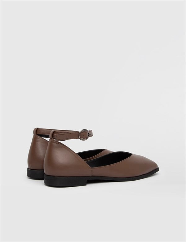 Yohio Brown Leather Women's Ballerina