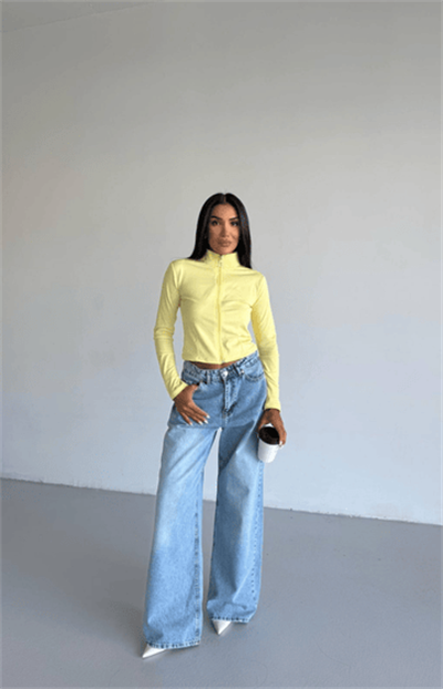 Fermuarlı Parmak Geçirmeli Slim Fit Crop