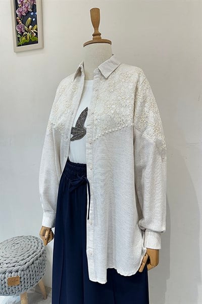 KETEN İNCİ VE DANTELLİ GÖMLEK 