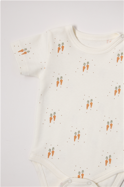 İNTERLOK KISA KOLLU BODY AY (BABY CARROT) EKRU