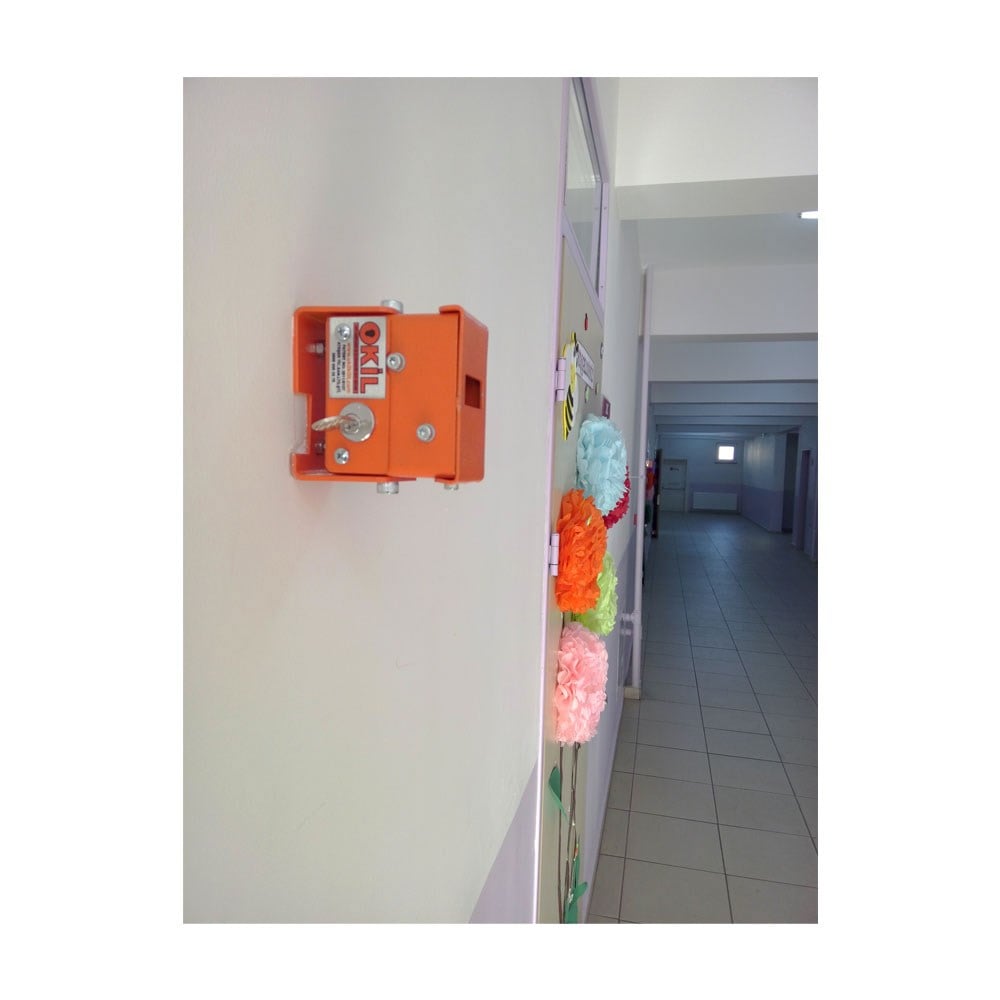 Barel Anahtarlı Kapı Sabitleme Kilit Sistemi (Lise ve Tüm Okullar)