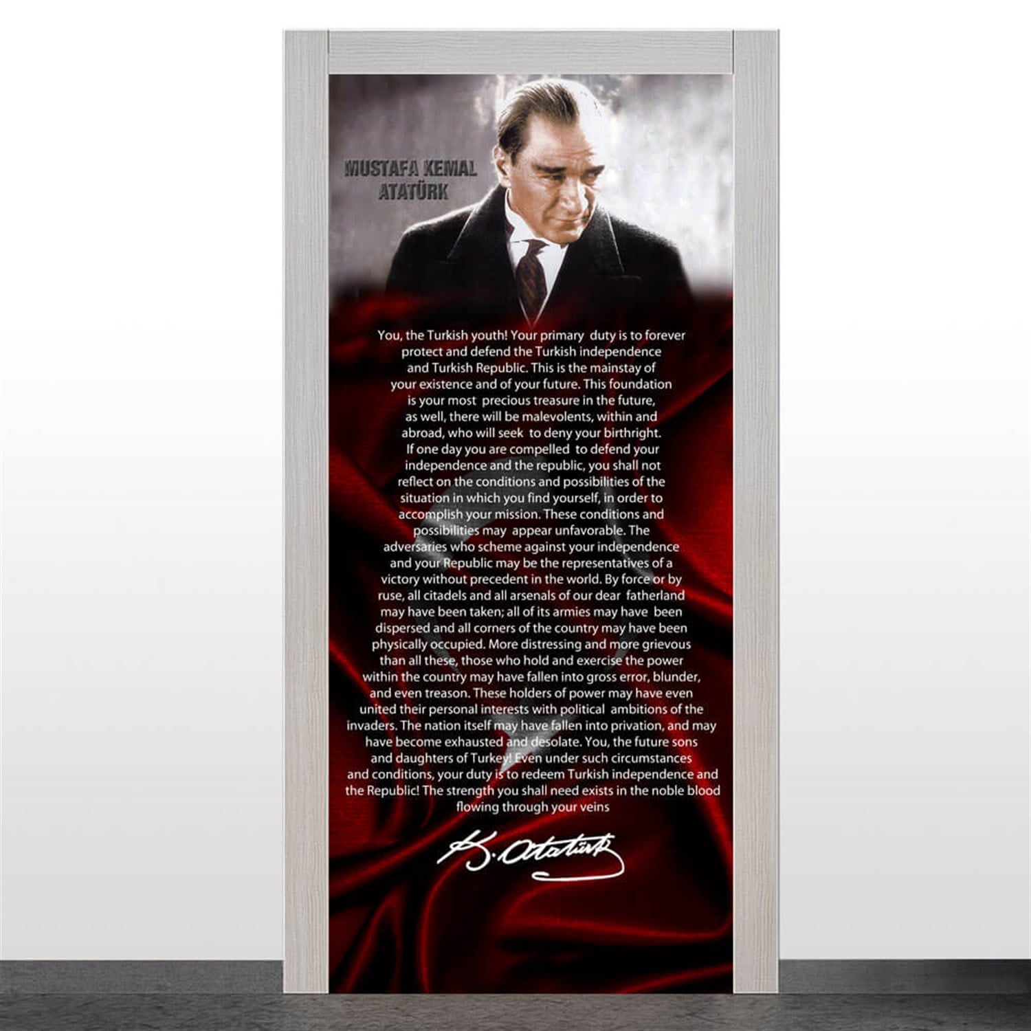 Atatürk ve Bayrak Kapı Giydirme