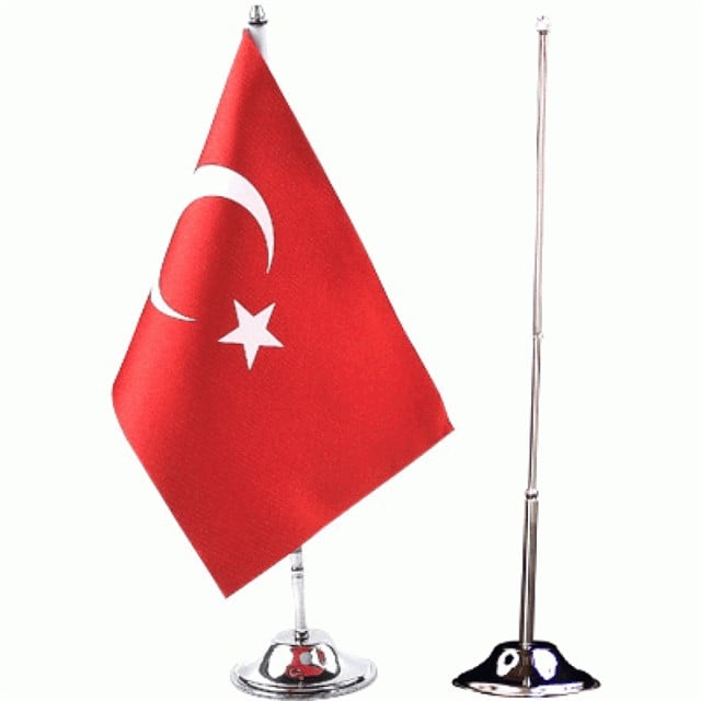 Tekli Masa Bayrağı