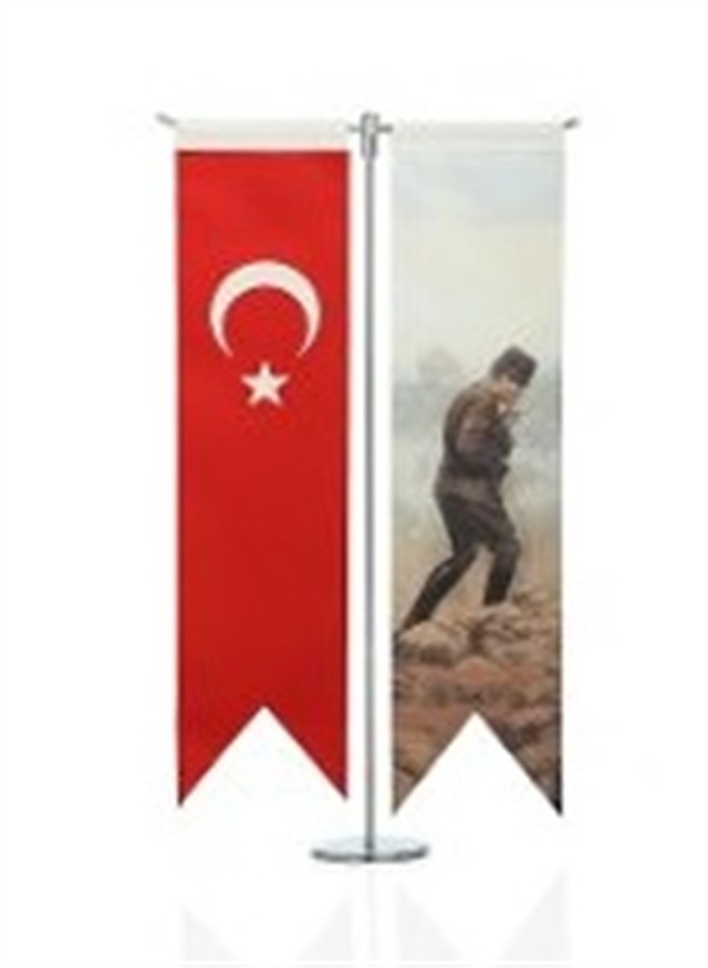 Türk Bayrağı ve Gazi Atatürk Masa Bayrak Takımı