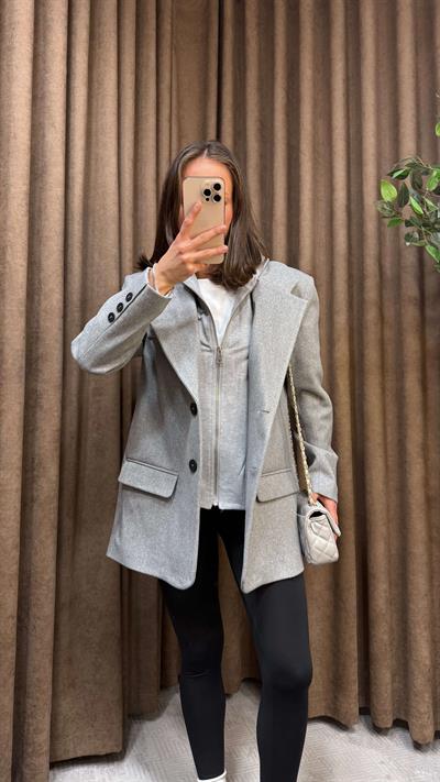 GRİ HIRKA DETAYLI KAPÜŞONLU BLAZER CEKET