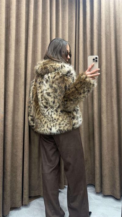 LEOPAR DESENLİ SUNİ KÜRK