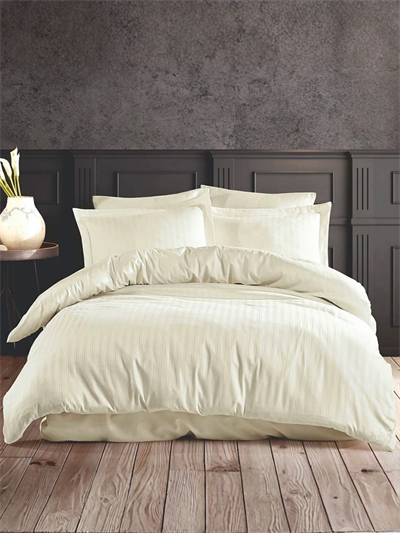 Fiesta Çift Kişilik Çizgili Saten Nevresim Takımı LunalunaFiesta Home