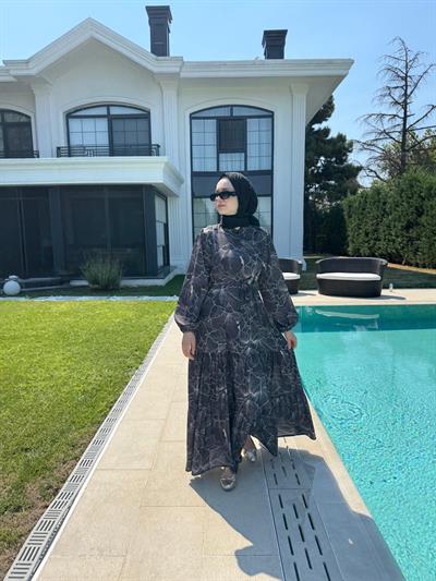Çicekli Yazlık Elbise Siyah
