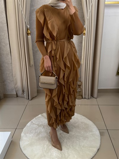 MMZ Fırfırlı Akordiyon Elbise Camel