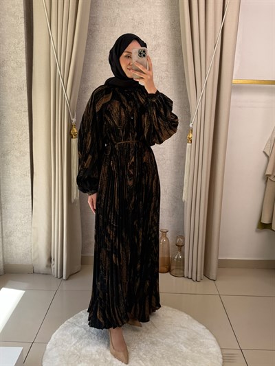 MMZ Piliseli Tasarım Elbise Siyah